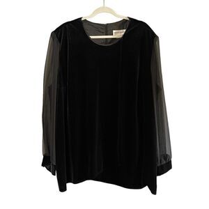 Dressy Betsy Velvet Long Sleeve Blouse in Black | SZ 3X